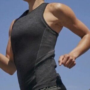 Athleta Caliber Tank Top Women's Small Black Gray Racerback Seamless Athletic